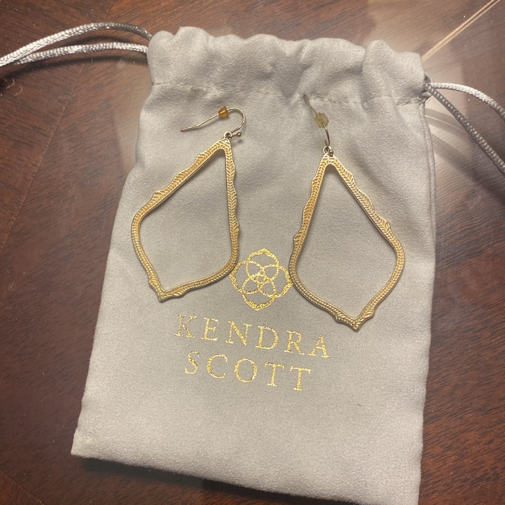 Kendra Scott Gold earrings